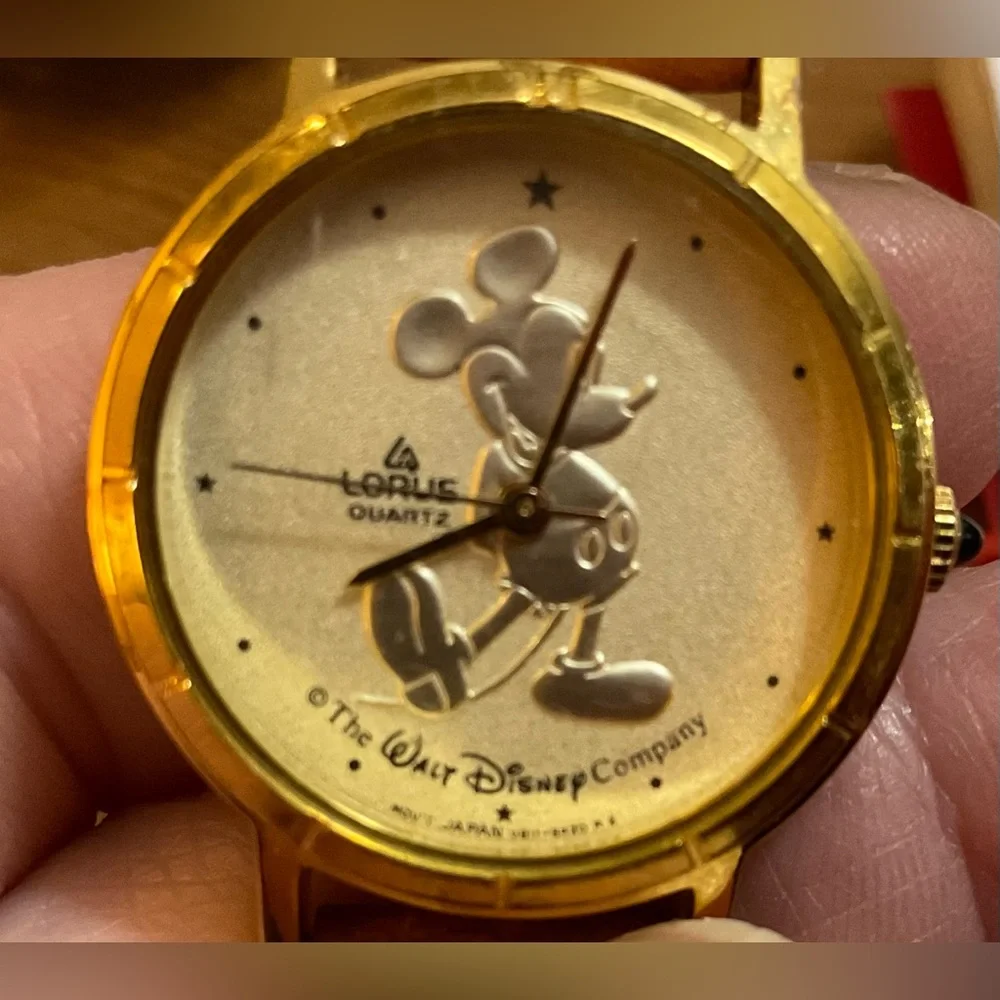 Disney/ Lorus disney lorus